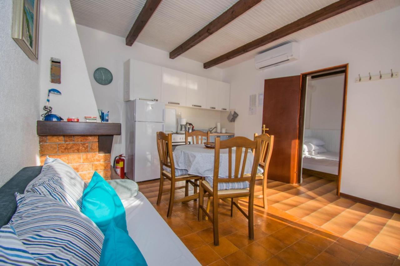 Holiday House Punta Blue & Orange 5M From The Sea, Island Cres Punta Križa المظهر الخارجي الصورة
